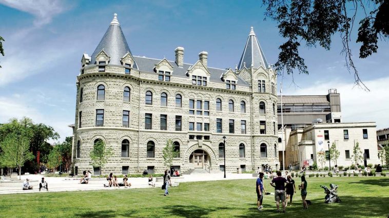 University of Winnipeg Scholarhips 2024, Canada